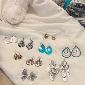 Earring and ring lot 8 pairs 2 rings
